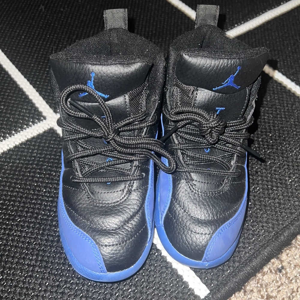 Jordan 12s  great condition